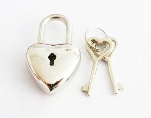 China Zinc alloy Small Heart Shaped Locks on sale