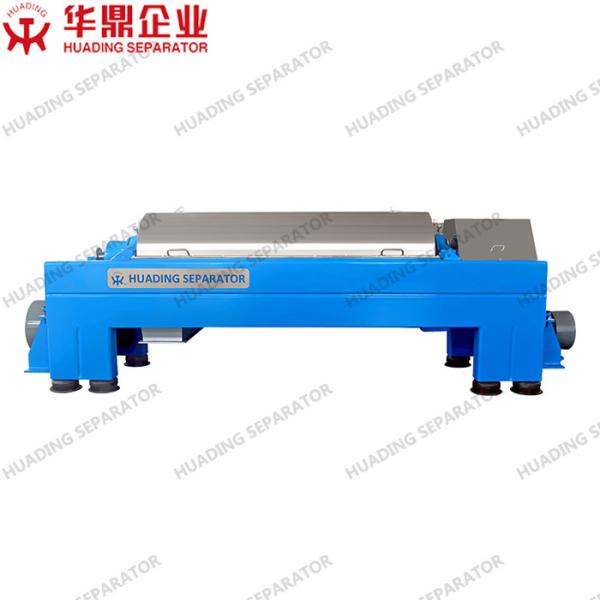 Quality Huading 2&3 phase horizontal screw discharging decanter centrifuge PLC control automatic operation for sale