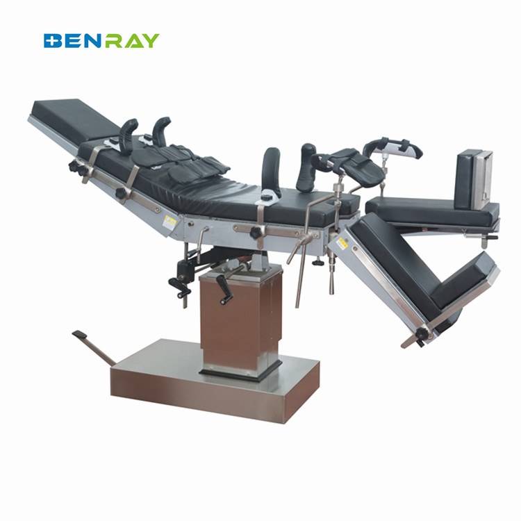 Multi Function Universal Manual Operating Table Surgical Table with Dimensions 2100*500 mm