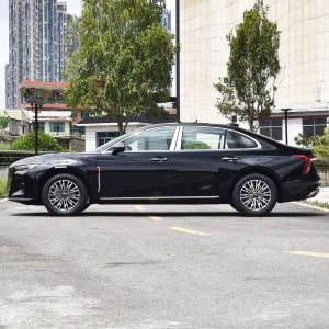Popular car models EV Electric Vehicle hongqi H5 4-door 5-seater sedan E-CVT