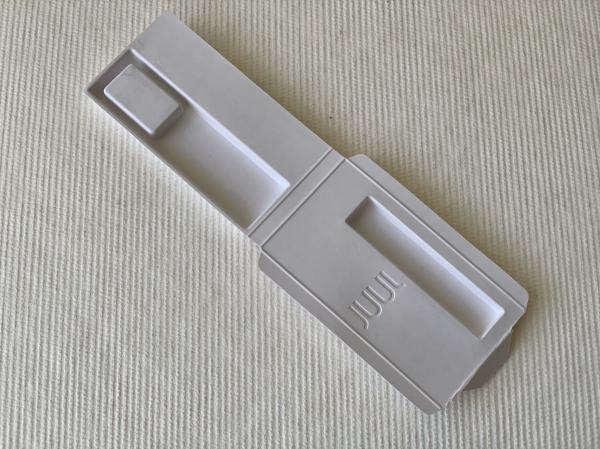 Quality 0.7mm Biodegradable Compostable Packaging Debossed Foldable Molded Pulp Tray for sale