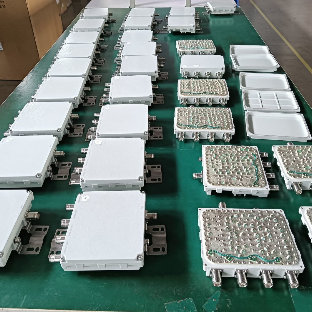 RF Combiner 2500-2700MHz Cavity Diplexer Combiner RF Combiner Load for Das