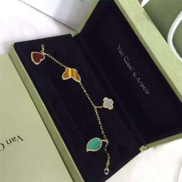 4 Motifs Lucky Alhambra Bracelet 18k Yellow Gold With Carnelian / Tiger'S Eye Stone