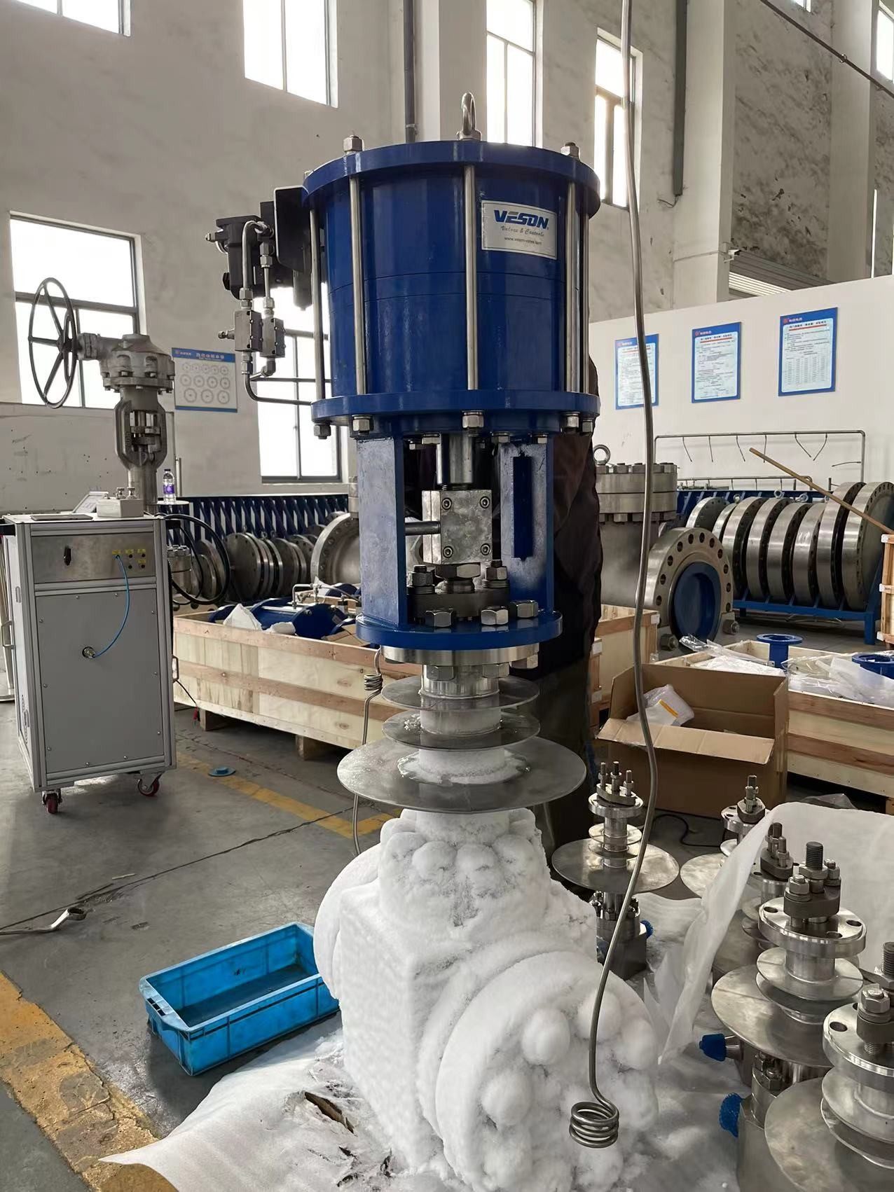 Single Pneumatic Linear Actuator Cryogenic Globe Valve with Linear Pneumatic Actuator Spring Return 200KN