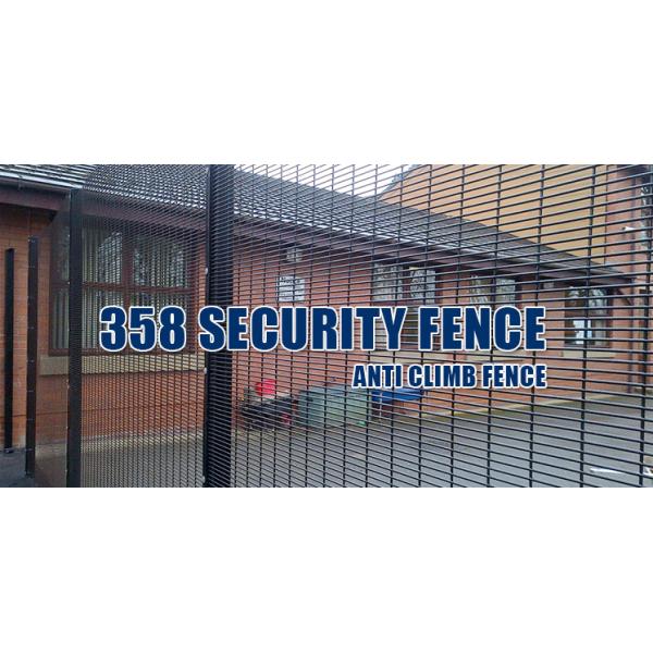 Heavy Gauge Small Hole 3D 358 Anti-climb Security Fencing For Highway