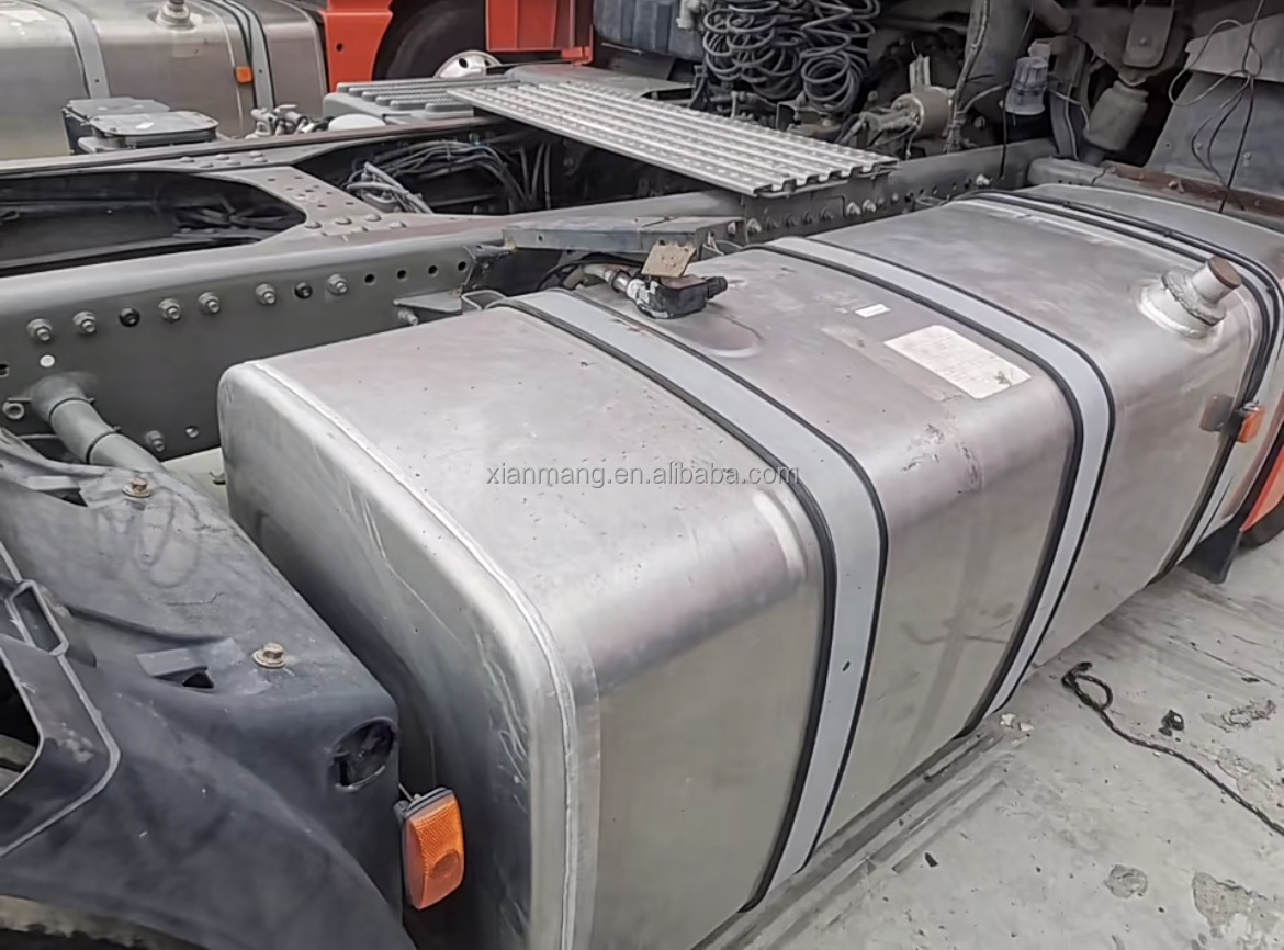 Second Hand 6*4 10 Wheeler 400HP Howo NX Horse Tractor Trucks With Manual Window WEICHAI Engine