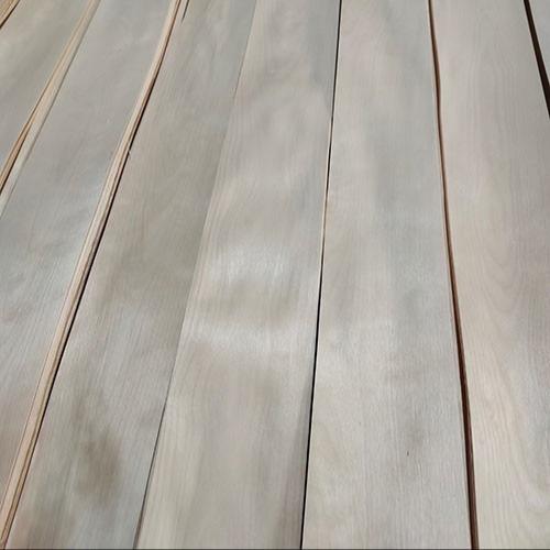 Quality Panel A Grade Chinese White Birch Wood Veneer Slice Cut, 0.45MM Thickness for sale