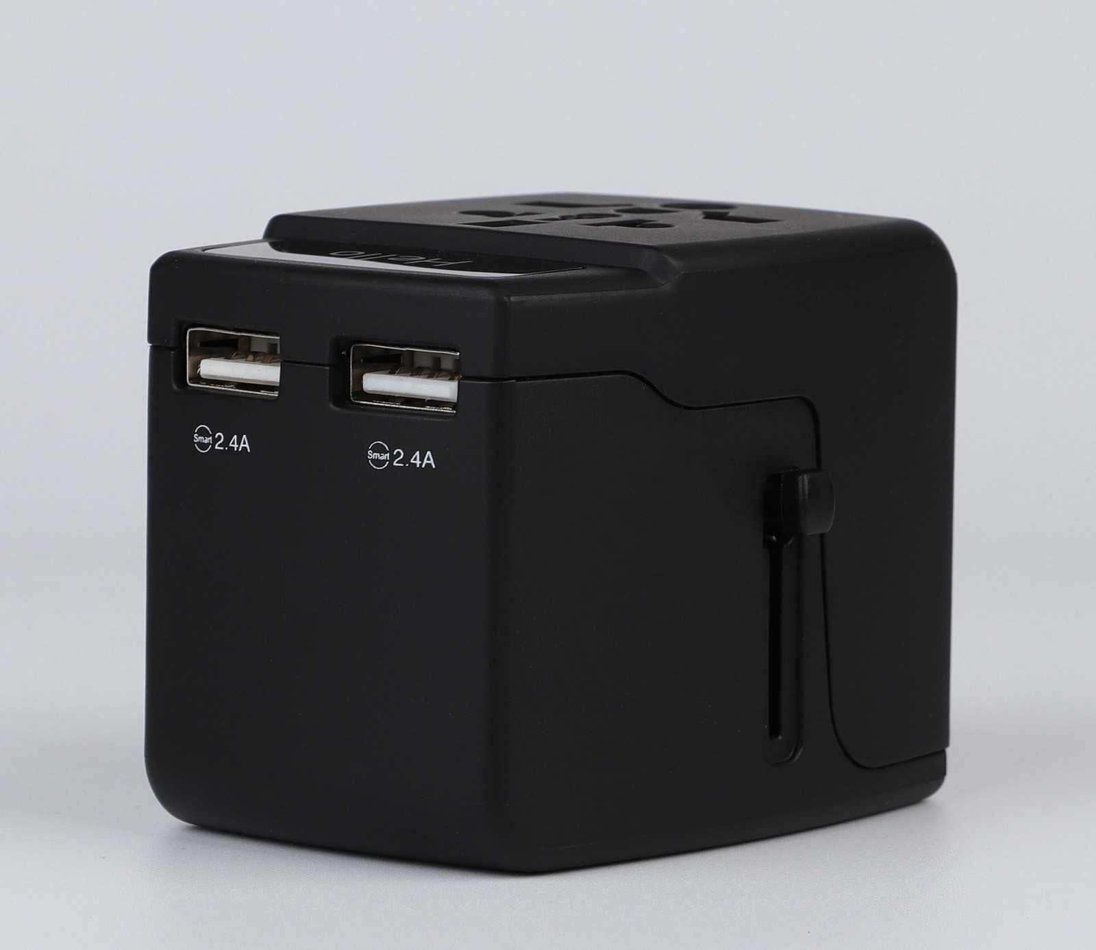 100-240 Vac Voltage Universal Travel Adapter With Usb Port