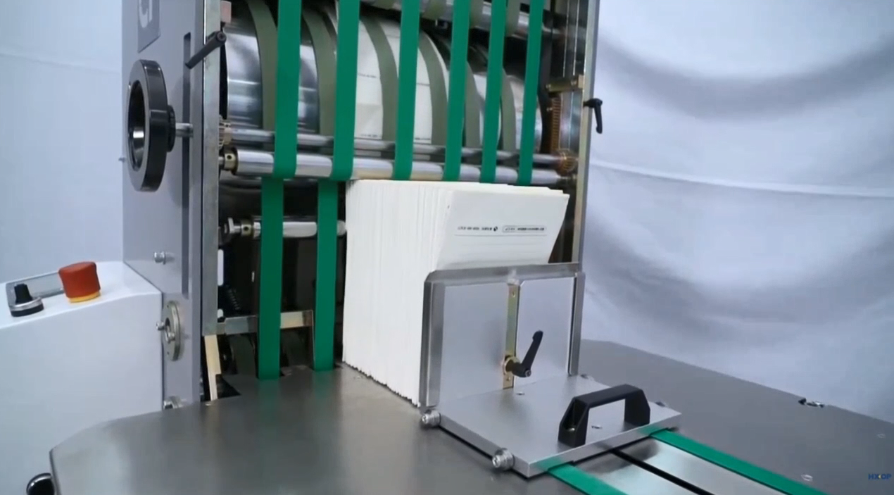 Automatic Vertical Press Stacker Delivery High Capacity Stacking with Pressing Unit