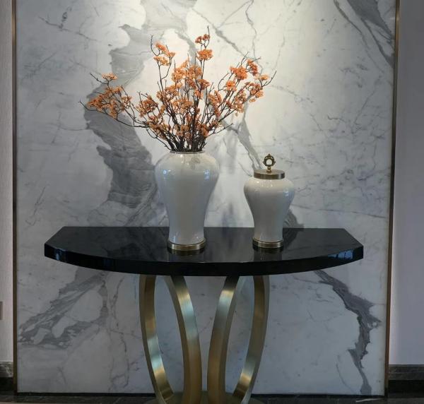 Quality Personalised Hand Painting Villa Decorative Porcelain Vase for sale