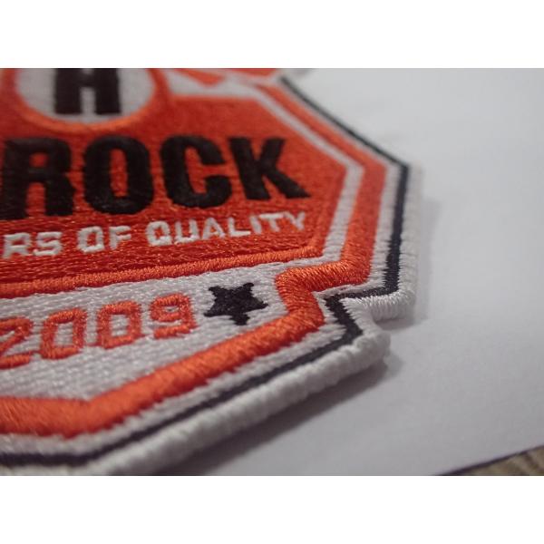 Semicircle Shape Custom Embroidered Patches Laser Cut Basis Finishing