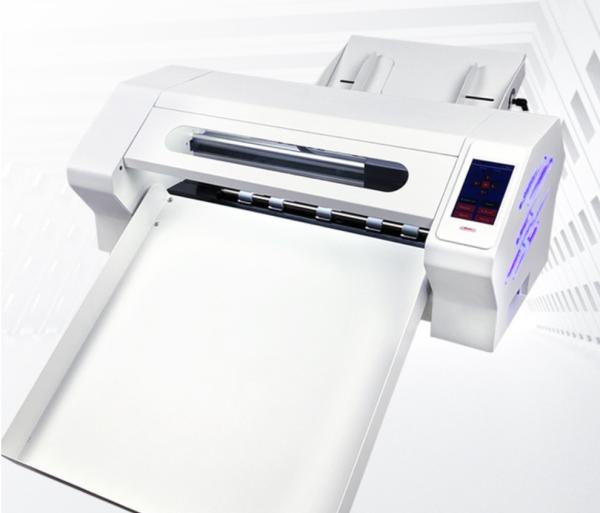 Automatic Sensor Digital Paper Cutter Label Card Die Cutting Machine With CCD