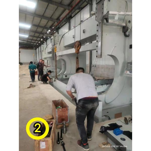 Universal Electro Cnc Hydraulic Press Brake 7 Axis 600 Ton