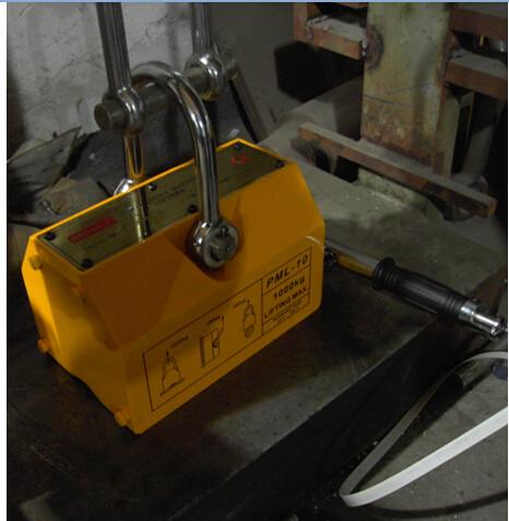 Quality Double Magnetic Circuit Electromagnetic Lifter Permanent 3600kg for sale