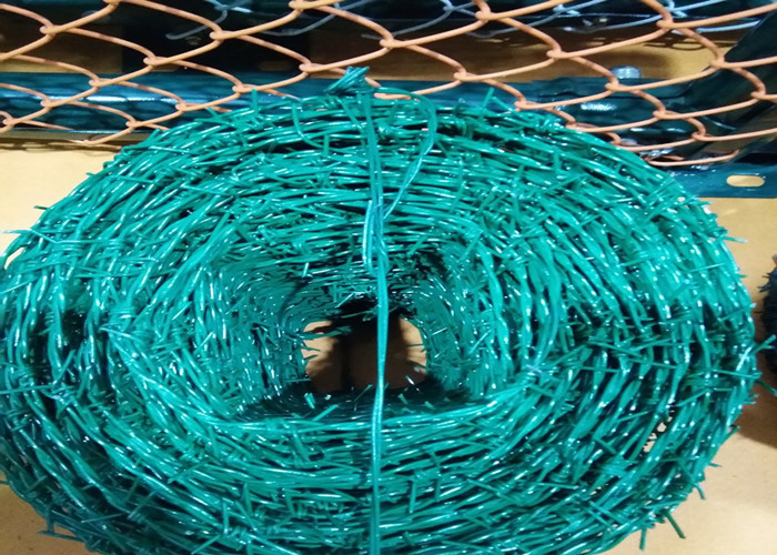 2mm * 2mm 1.6mm * 1.6mm Galvanized Barbed Wire, Hot Dip Galvanized Iron Wire Fence