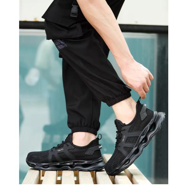 Plastic Toe Anti-Smashing Men's Electrical Safety Shoes With EVA Sole And Kevlar Anti-Stab 6kv Insulated