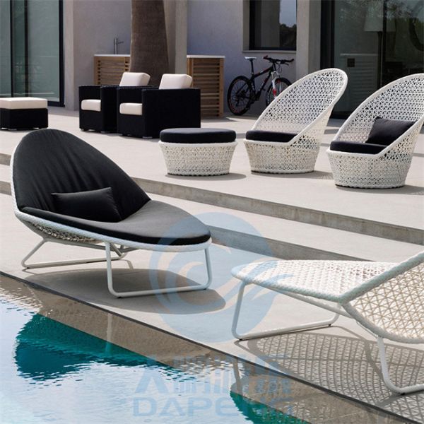 Non Inflatable Swimming Pool Accessories Balcony Leisure White Rattan Bed