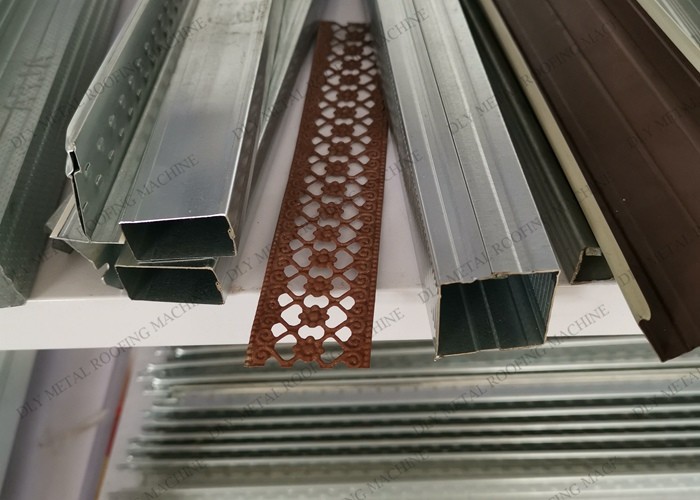 Automatic Metal Stud Roll Former 3.5T Steel Stud And Track Roll Forming Machines