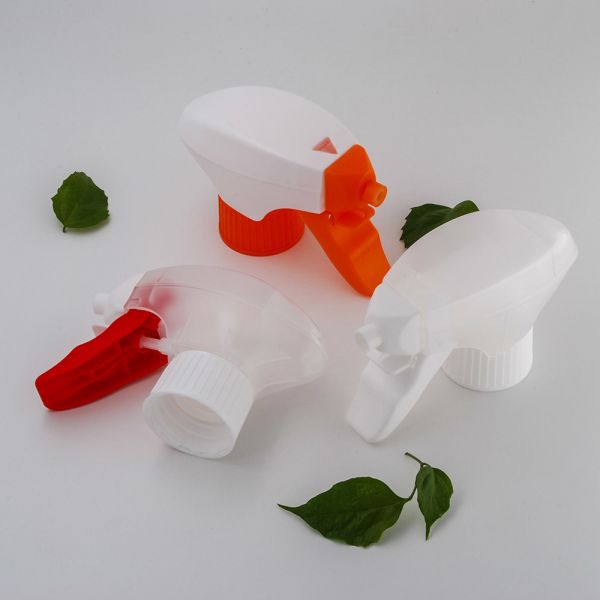 Hand-Trigger Slanted Pump Spray Head with plastic spring mechanism and corrosion resistant nozzle