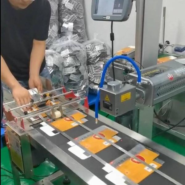 Carbon dioxide laser marking machine that can not be engraved