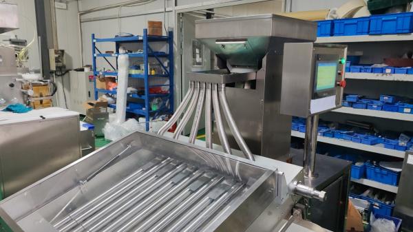 Essential Tool Capsule Sorter , 10cm Distance Tablet Sorting Machine Large