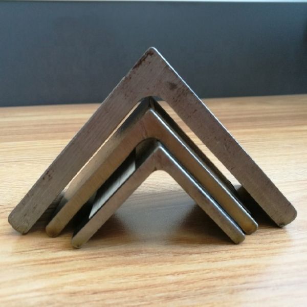 Galvanized Angle Iron Perforated Small Size Angle