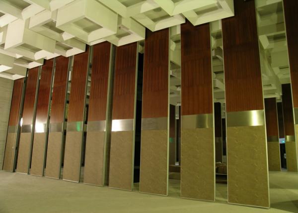 Quality Movable Folding Partition Walls , Acoustical Folding Partitions For Gym And Theatre for sale