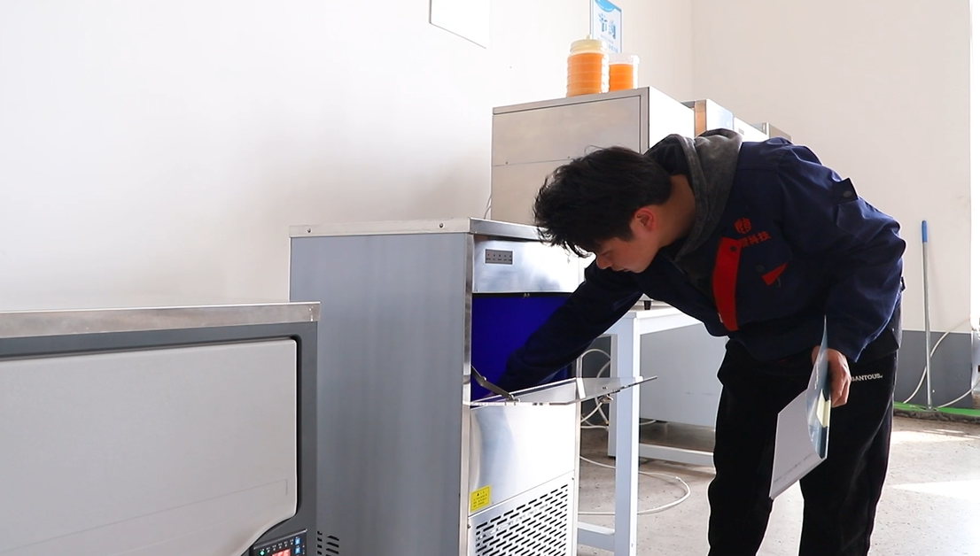 R404a Refrigerant Electric Ice Cube Machine with Water Dispenser and Simple Operation