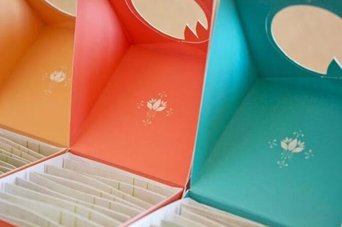 Custom design gradient color luxury paper packaging gift box with lid,Paper Flower Box Florist Bouquet Box Packaging Ros