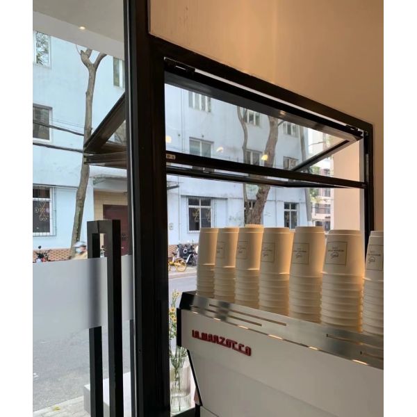 Hybrid Solid Oak Interior with Aluminum Clad Folding Windows - 5mm Wood Veneer Options