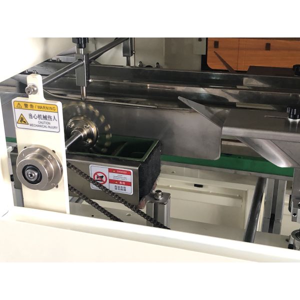 Mini Type Glue Box Sealing Packing Machine Multifunctional 60-100 box/min