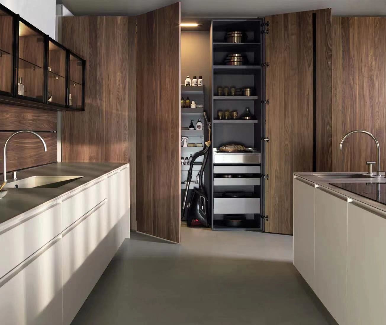 Custom Kitchen Alder Wood Cabinets Pantry Set For Modern Home
