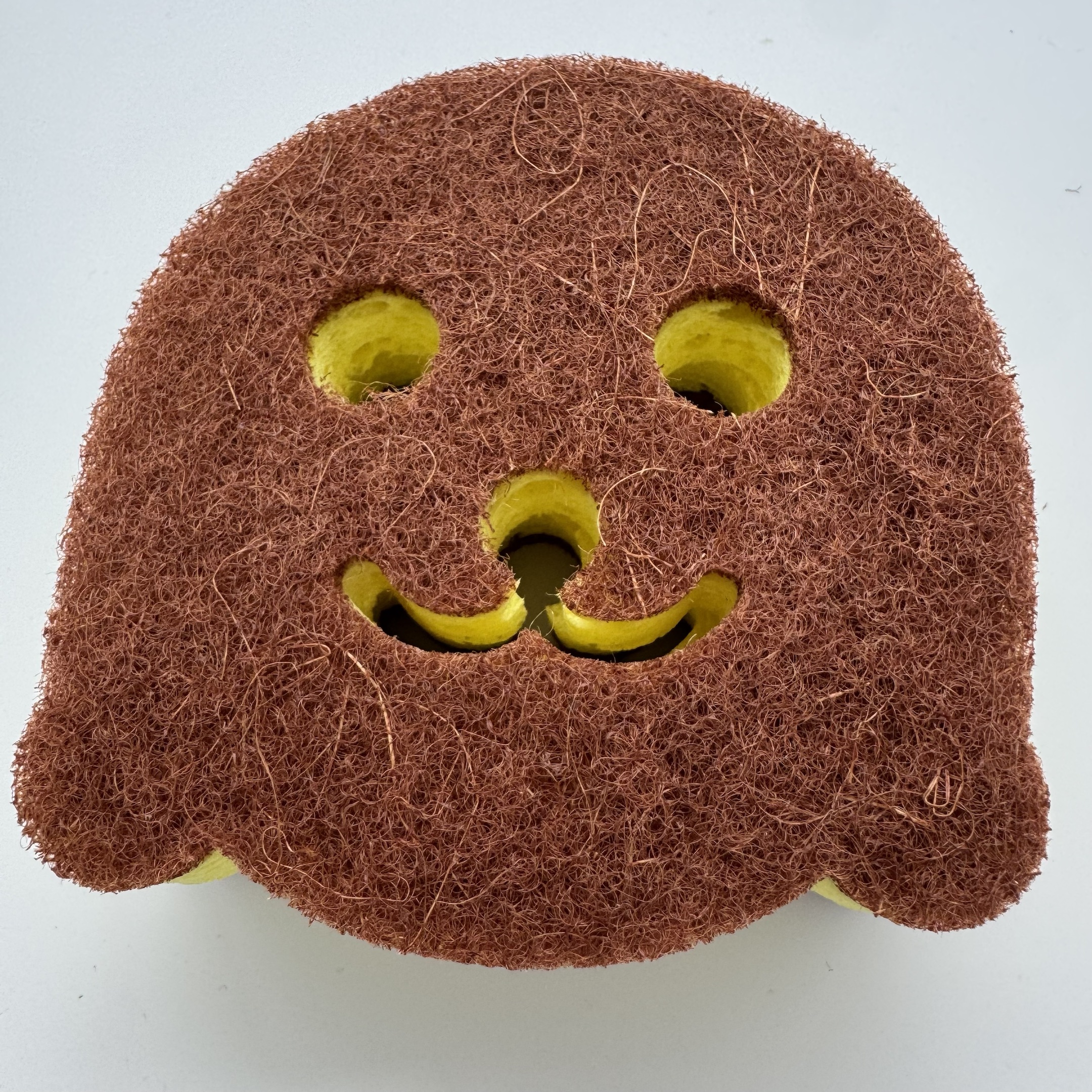 Eco-friendly wood pulp honeycomb sponge with fun designs