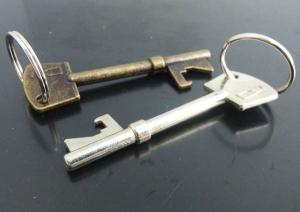 suckuk bottle opener keyring,