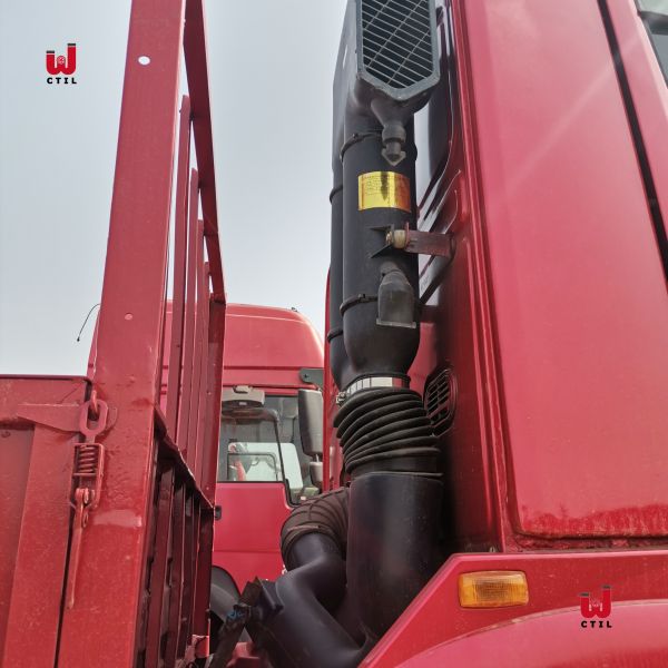 Howo 6x4 Cargo Box Truck 30t Heavy Duty Cargo Van HW76