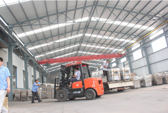 Garment Shops Waste Plastic Recycling Machine PP PE HDPE Flakes Washing Recycling Line