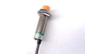 China Lightweight PNP Proximity Switch , Cylinder Proximity Switch Anti Vibration wholesale
