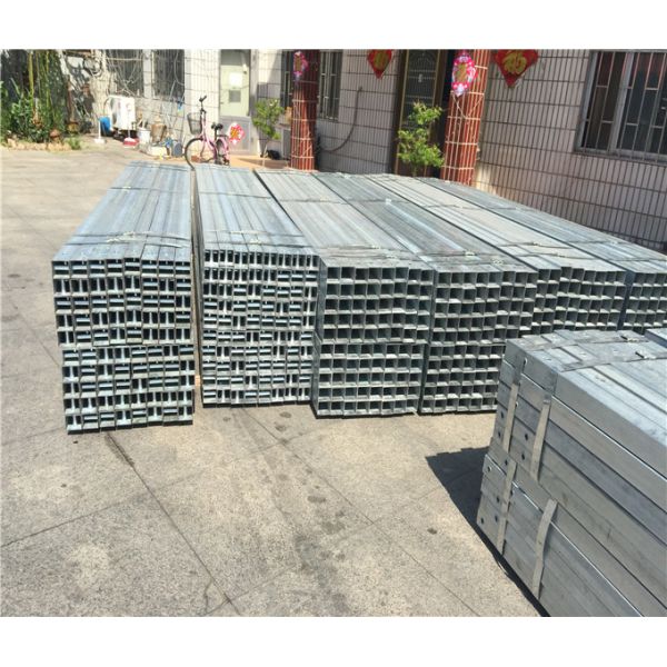 Q235 Material Decorative Sign Posts Residential Street Light Poles 6mm 8mm Helix Thickness