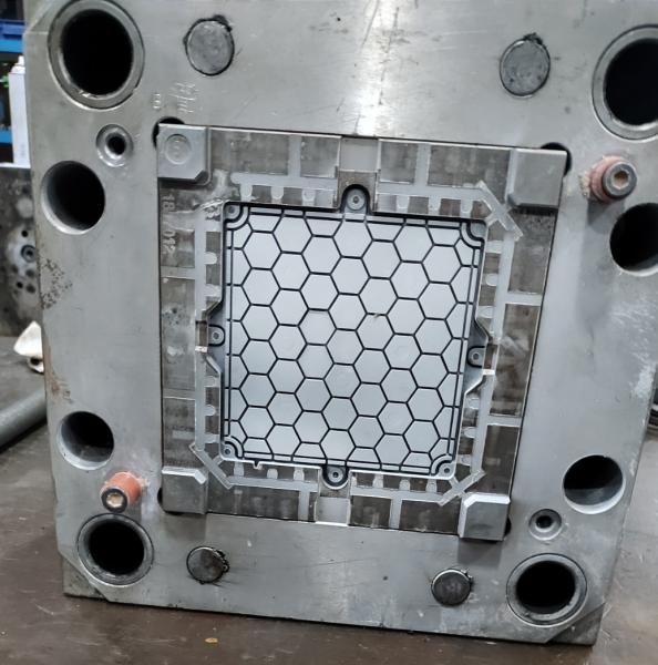 Quality General Purpose Injection Molding System with LKM Mold Base Grinding Machining for sale