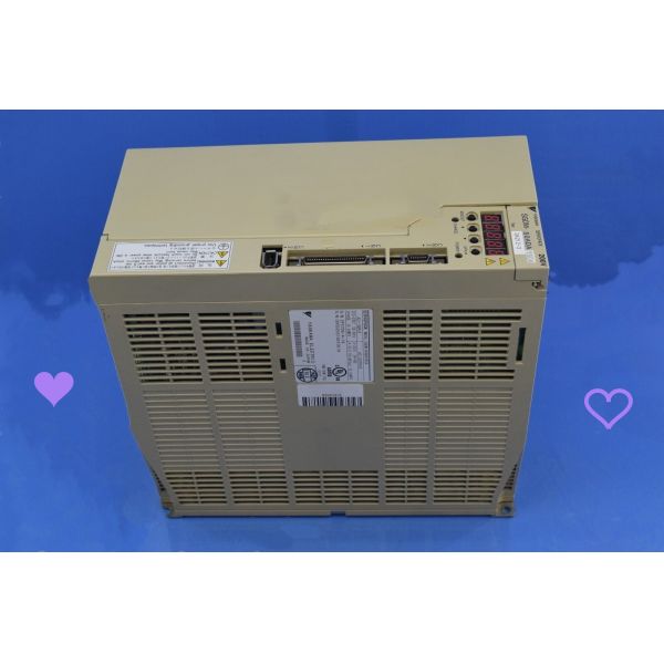 Yaskawa SGDM-50ADAY60 AC SERVO AMPLIFIER 200-230V 24A 4.96KW NEW