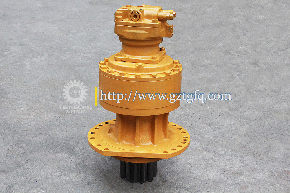 E374D Excavator Swing Device M2X210 374F Hydraulic Swing Device