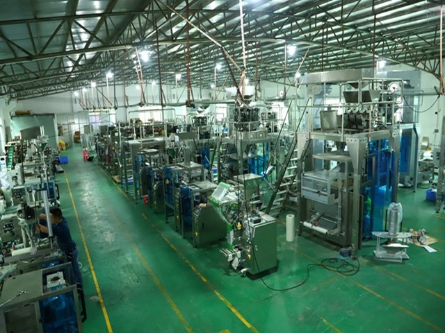 Furniture Hardware Wardrobe Hinges Cabinets Hydraulic piston Hinge soft close Kitchen Cupboard Hinge packing machine