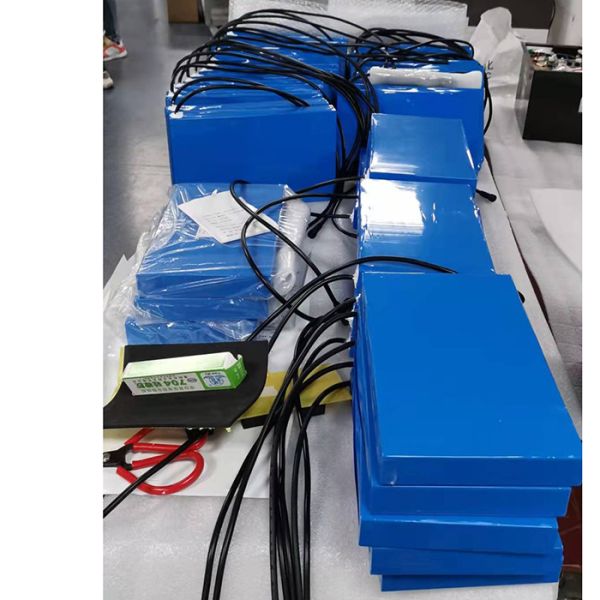 32700 Cell LFP Deep Cycle LiFePO4 Battery 12v 30Ah Lithium Ion Battery For Solar