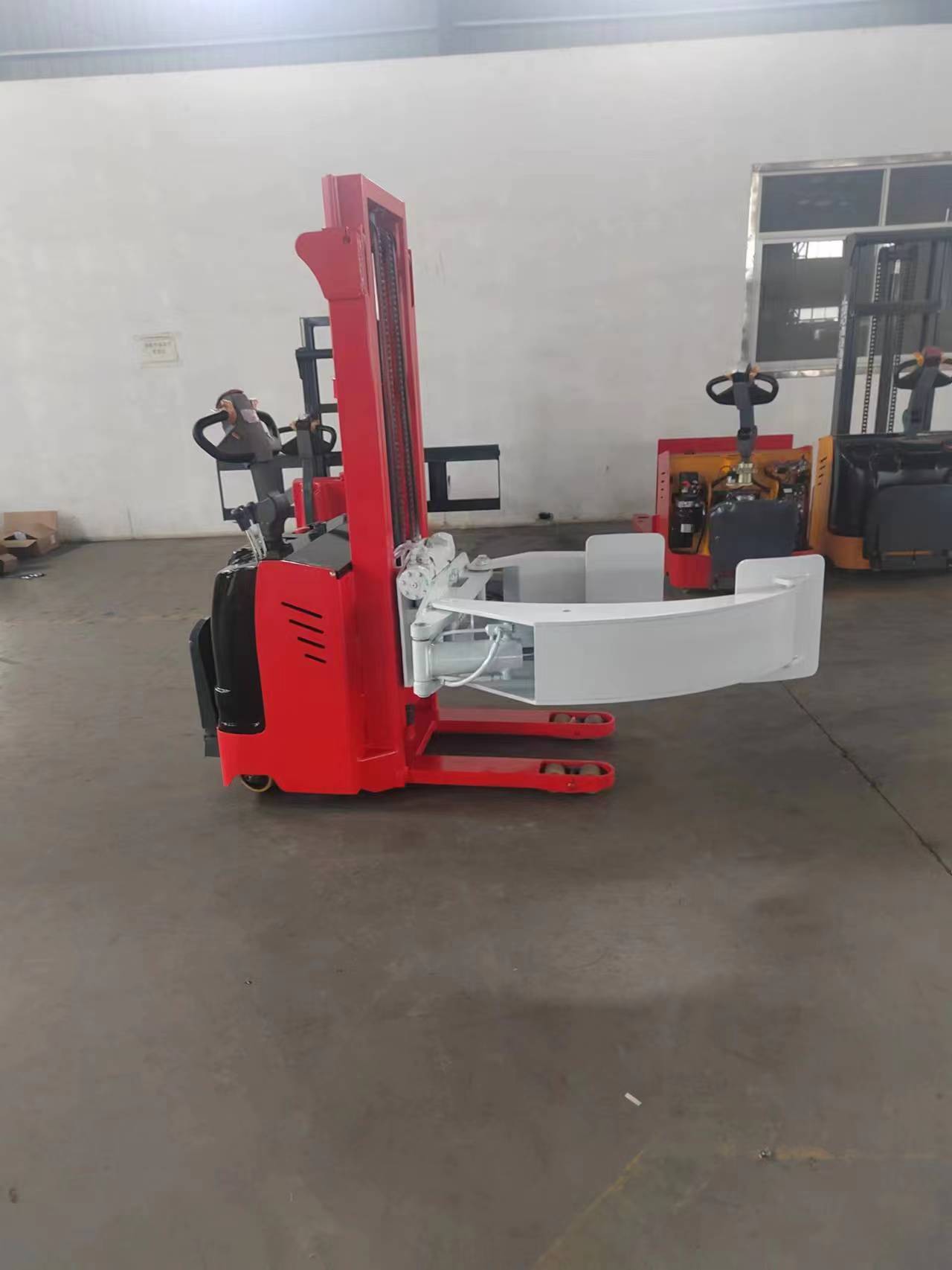 1.5 Ton 1 Ton All Electric Pallet Stacker 1500kg 3 Meter Forklift Stacker Forklift with Paper Roll Clamps