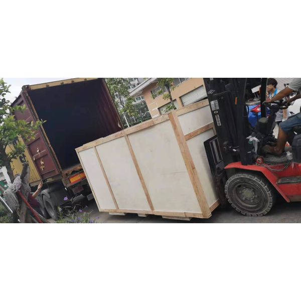 Laptop Shell 208V 5 Axis Spray Painting Machine Reciprocating Single Phase Three Wire