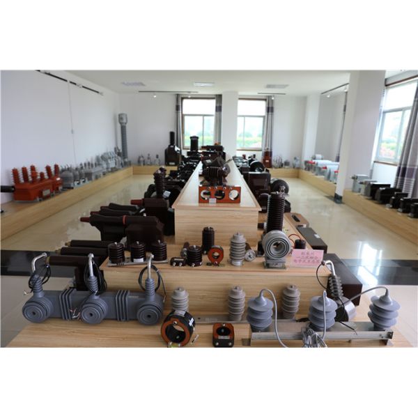 High Precision 12kv Indoor Medium Voltage Instrument Transformers Epoxy Resin With 0.2S