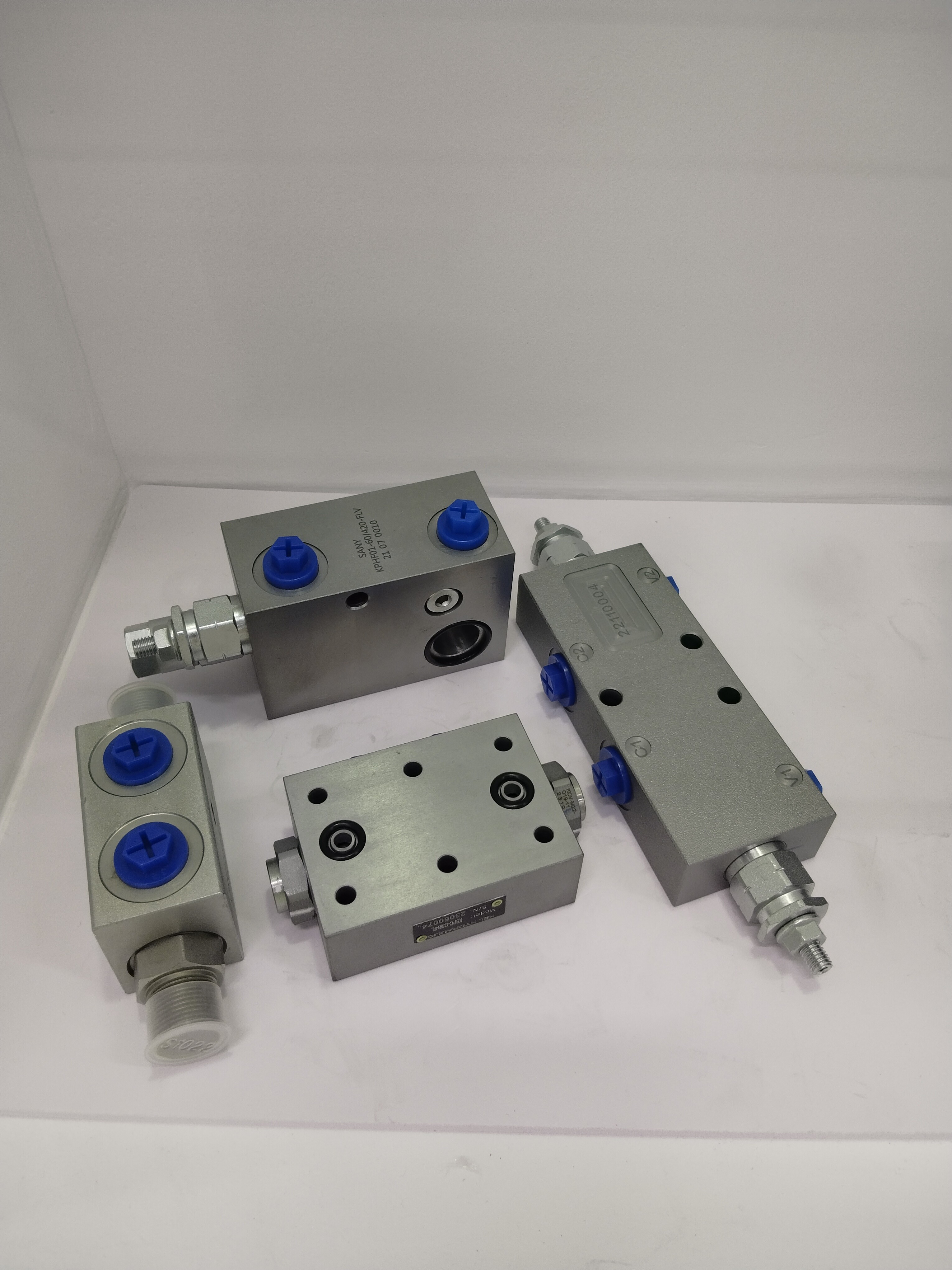 Hydraulic Double Pilot Operated Check Valve Two Cartridge Design