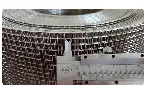 Hot Galvanized Welded Wire Mesh China 800 mm - 1600 mm Width 6 X 6 Welded Wire Mesh