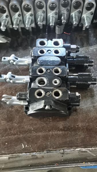 Directional Control Valve Parker V20 VA20 VG20 VA35 VG35 Assembly Valves and Accessories