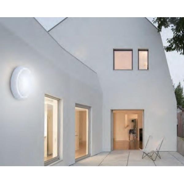 Outdoor IP54 Triproof Surface Mounted LED Bulkhead Light